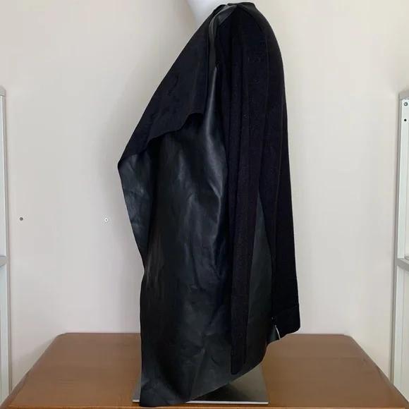 Sold ❌ Zara ⎮ Faux leather open front cardigan - Picture 3 of 9